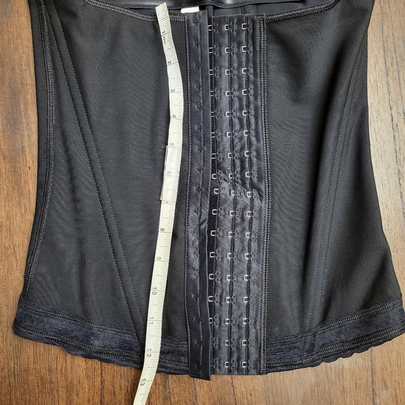 Waist trainer - Picture 2 of 4